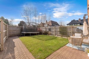 Photo 32- click for photo gallery